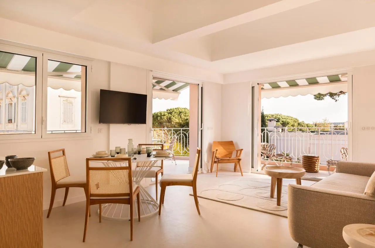 Aparthotel Maison Carla Rosa Cannes France