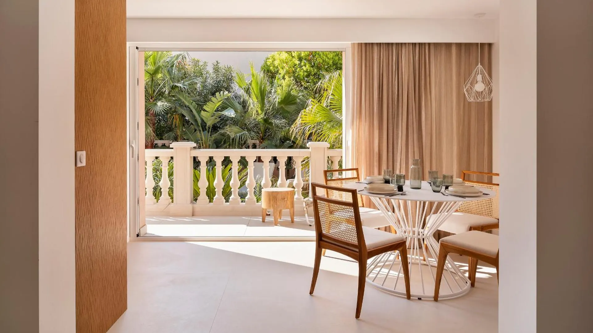 Maison Carla Rosa Cannes 0*,