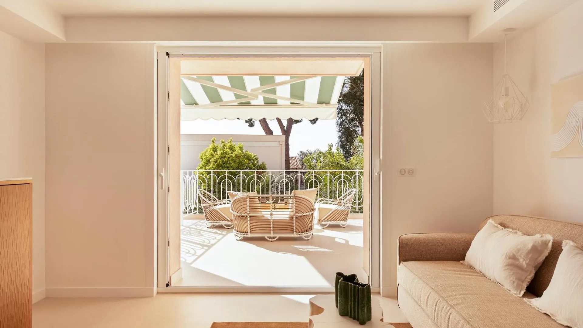 Aparthotel Maison Carla Rosa Cannes France