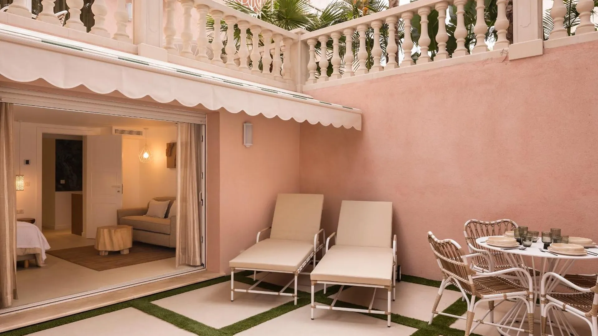 Maison Carla Rosa Cannes 0*,