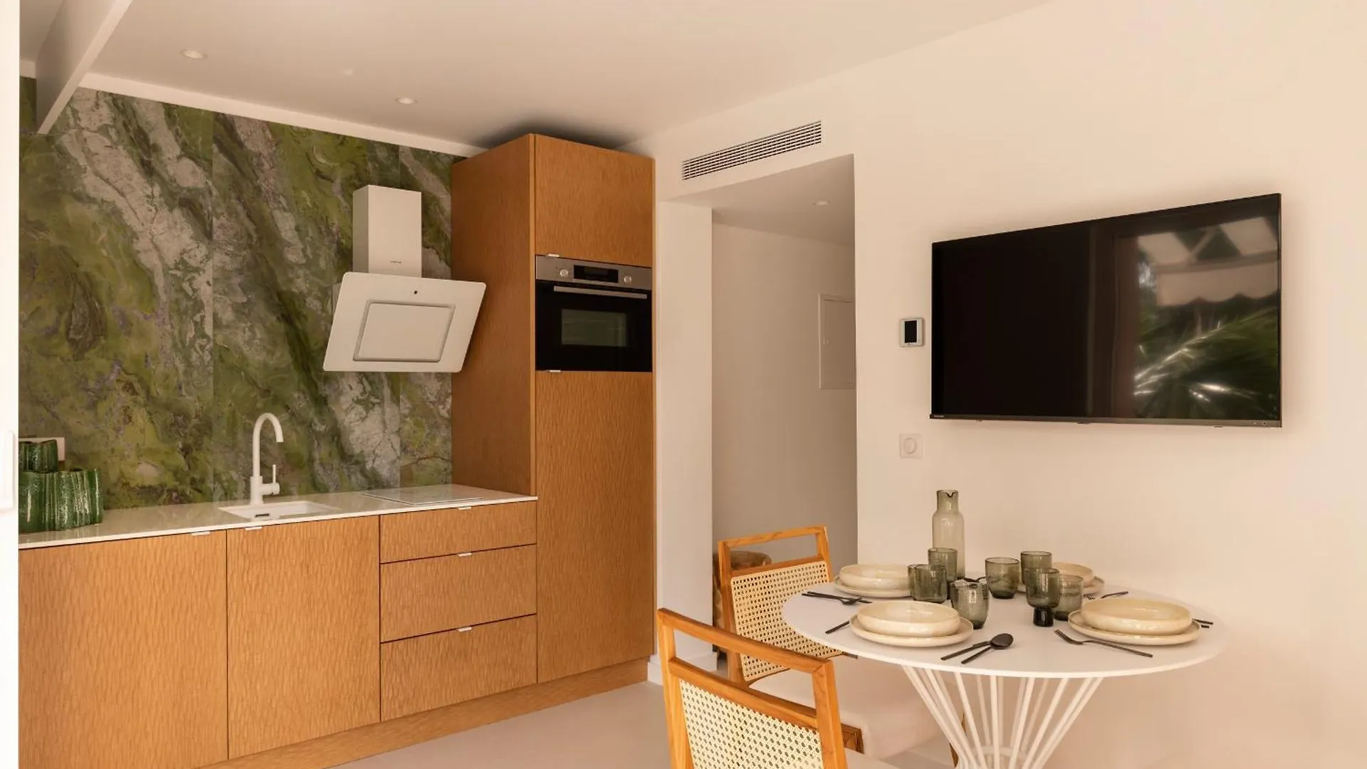 Maison Carla Rosa Cannes Aparthotel